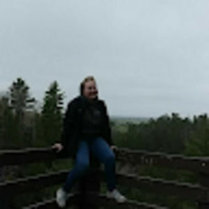 Meet your Posher, Emaleigh